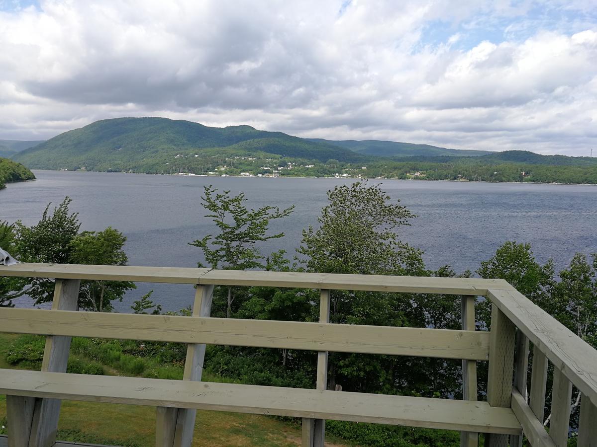 Knotty Pine Cottages, Suites & Motel Rooms Ingonish Exterior foto